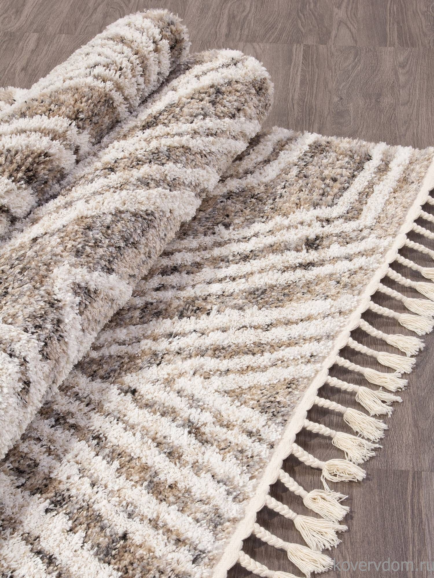 Ковер UVITA 37342 070 BEIGE Ковер UVITA 37342 070 BEIGE