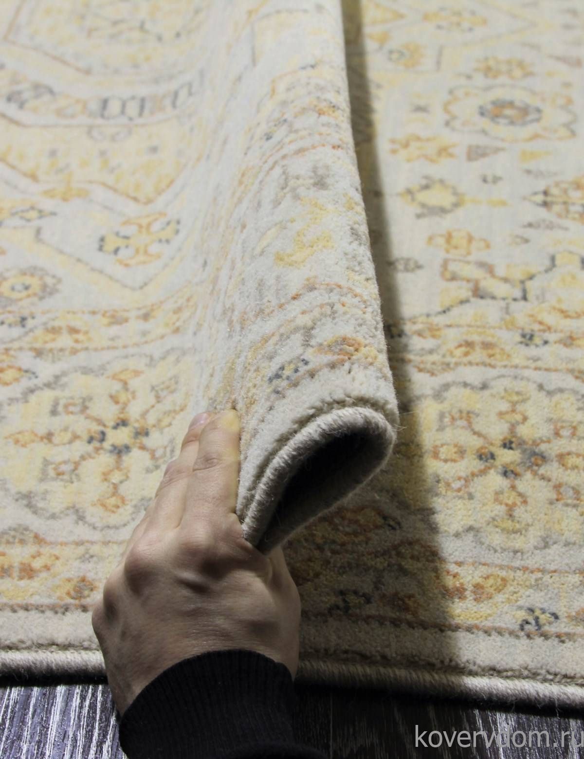 Ковер DJOBIE 45-56 620 V Ковер DJOBIE 45-56 620 V